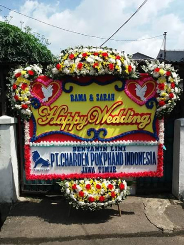Karangan Bunga Pernikahan sabangau